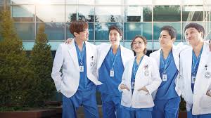 รีวิวหนังออนไลน์ ดูหนัง hd เรื่อง hospital playlist season 2